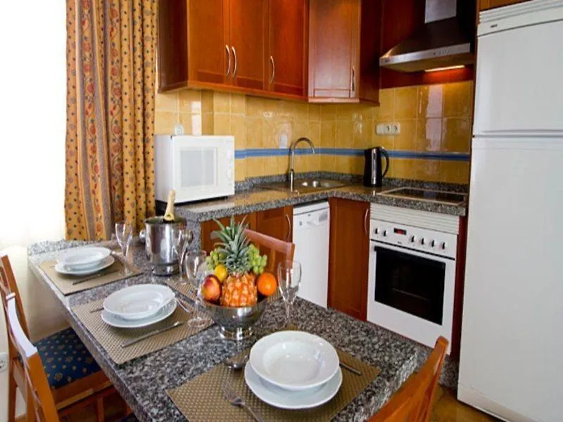Апарт отель Sunset Harbour Club Адехе 3*,